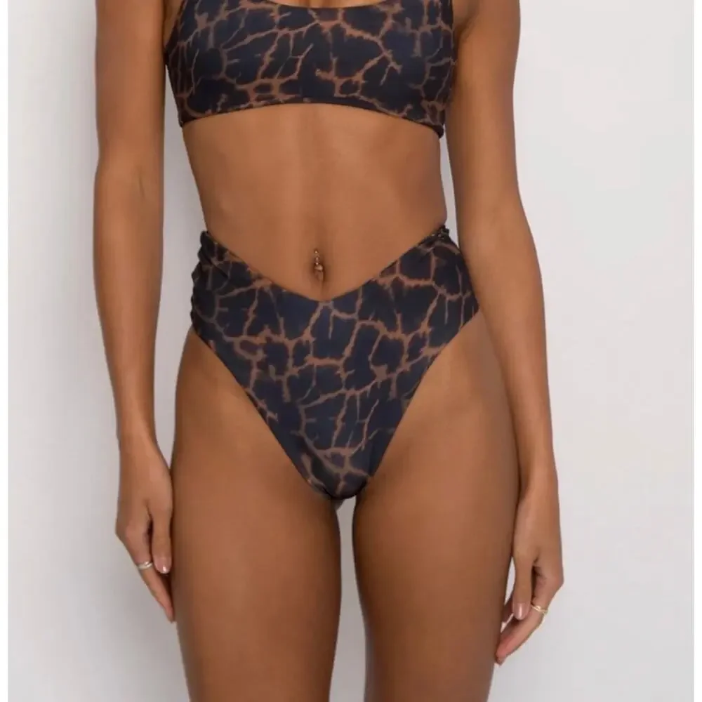 Skatie• ‘Melly’ Bikini Bottom in RAFA Giraffe